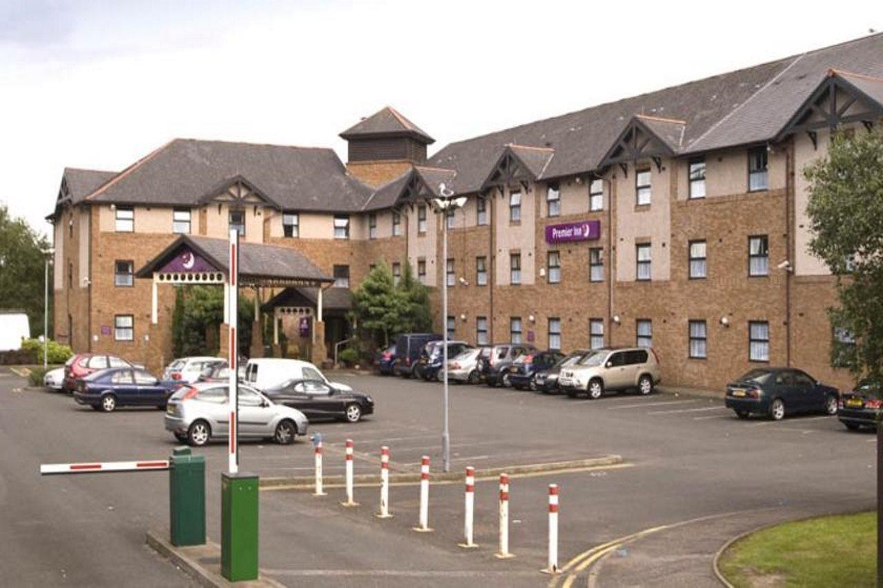 Premier Inn Glasgow Airport Paisley Exterior photo